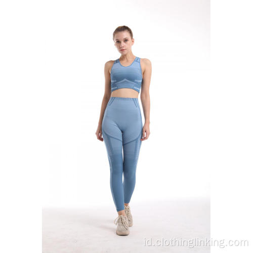 Legging Yoga Mulus dengan Bra Olahraga